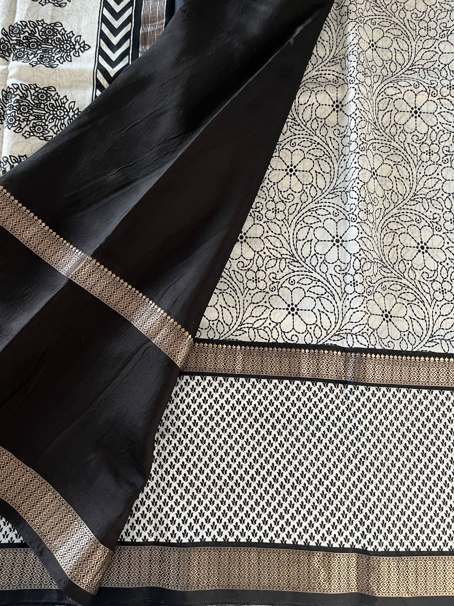 MulMul Cotton Saree - (Code 045)